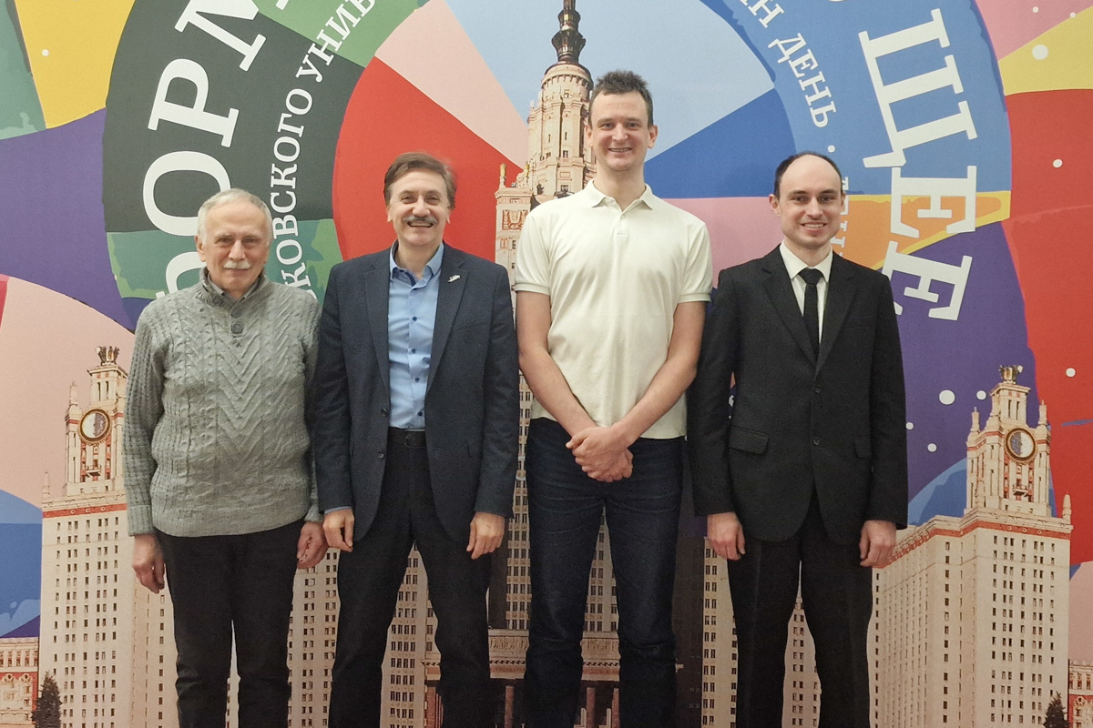 Изображение: Учены ВШМиПУ на симпозиуме памяти Алексея Ильюшина